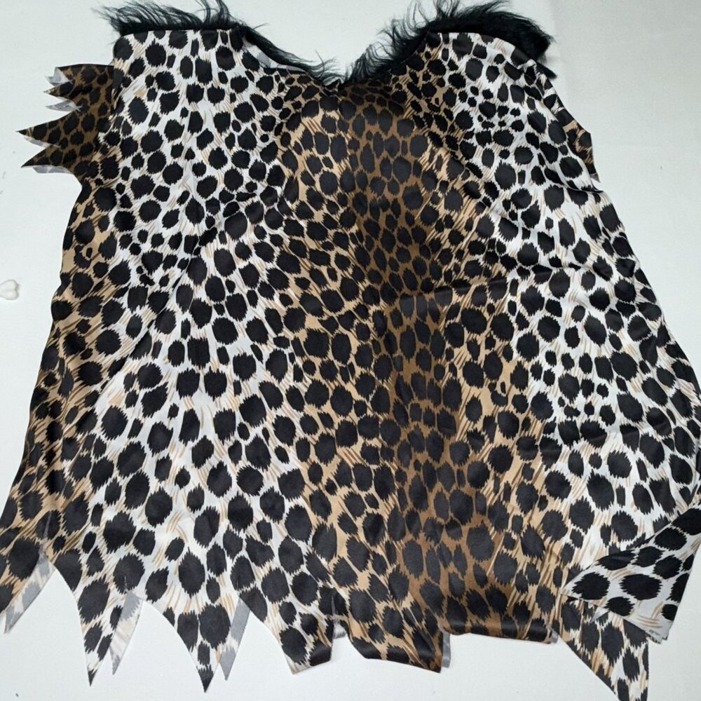 Cave Woman Costume Size Adult Size Standard Rubie's Tunic Skirt Bone Necklace - Picture 4 of 7
